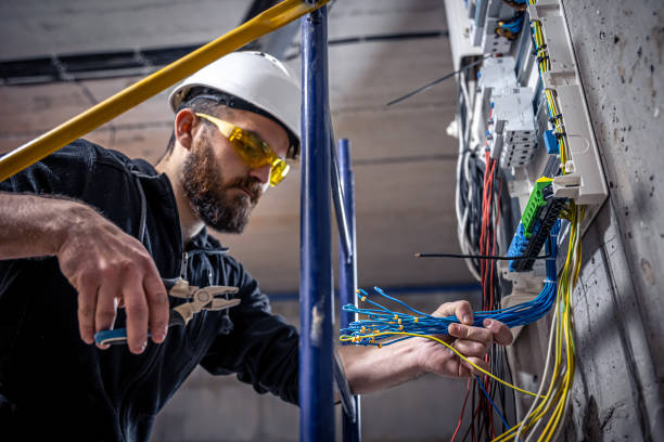 Best Licensed Electrician  in Owensville, MO